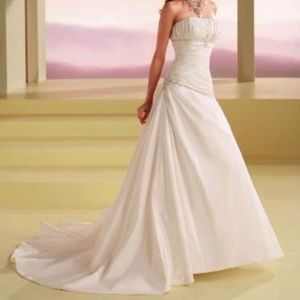 NWT Ivory Wedding Dress size 12